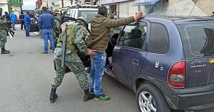 Militares y policías saldrán a las calles a resguardar Guayaquil