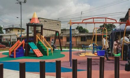 Tras la insistencia de moradores Alcaldía de Guayaquil regenero dos nuevos parques