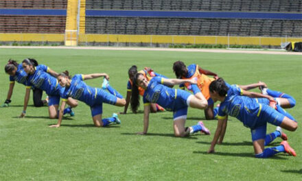Fútbol femenino en Ecuador busca mejorar su rendimiento