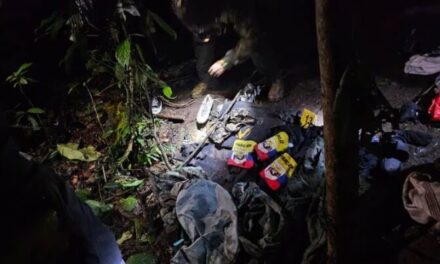 Militares han detectado un campamento de un grupo irregular en Orellana, donde se produjo un enfrentamiento resultando en la muerte de un colombiano de 30 años