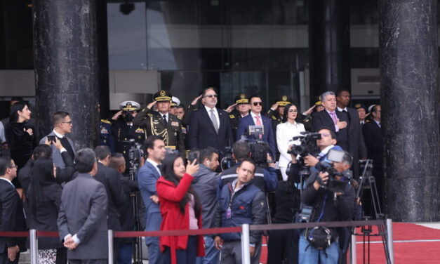 El correísmo, el oficialismo y los socialcristianos logran mantener a flote el pacto político.
