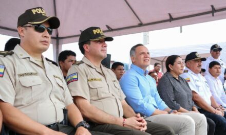 Carlos Serrano, viceprefecto del Guayas, inauguró las instalaciones que servirán para el monitoreo y patrulla permanente en el peaje de Naranjal.