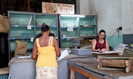 Los cubanos están siendo afectados por la escasez de productos básicos y los aumentos de precios