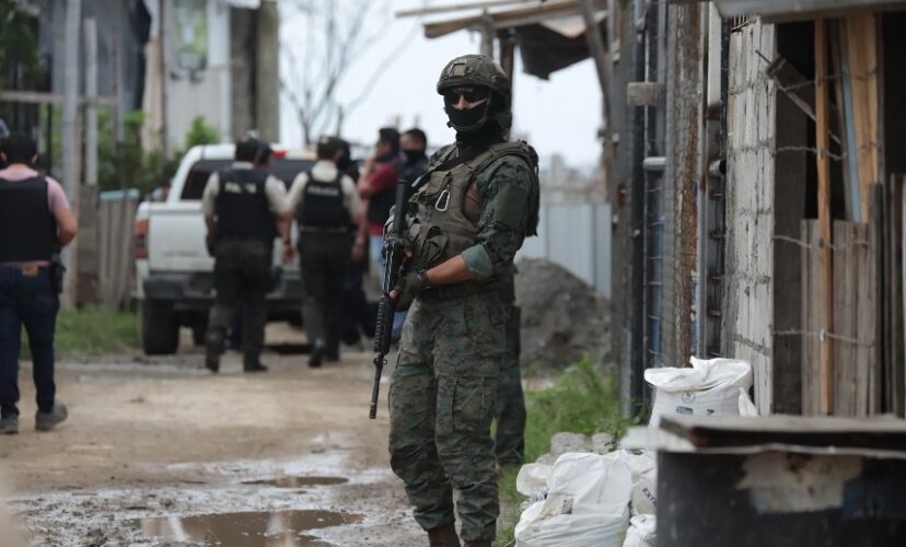 El número de “terroristas” abatidos en el “conflicto armado interno” en Ecuador ha subido a 14